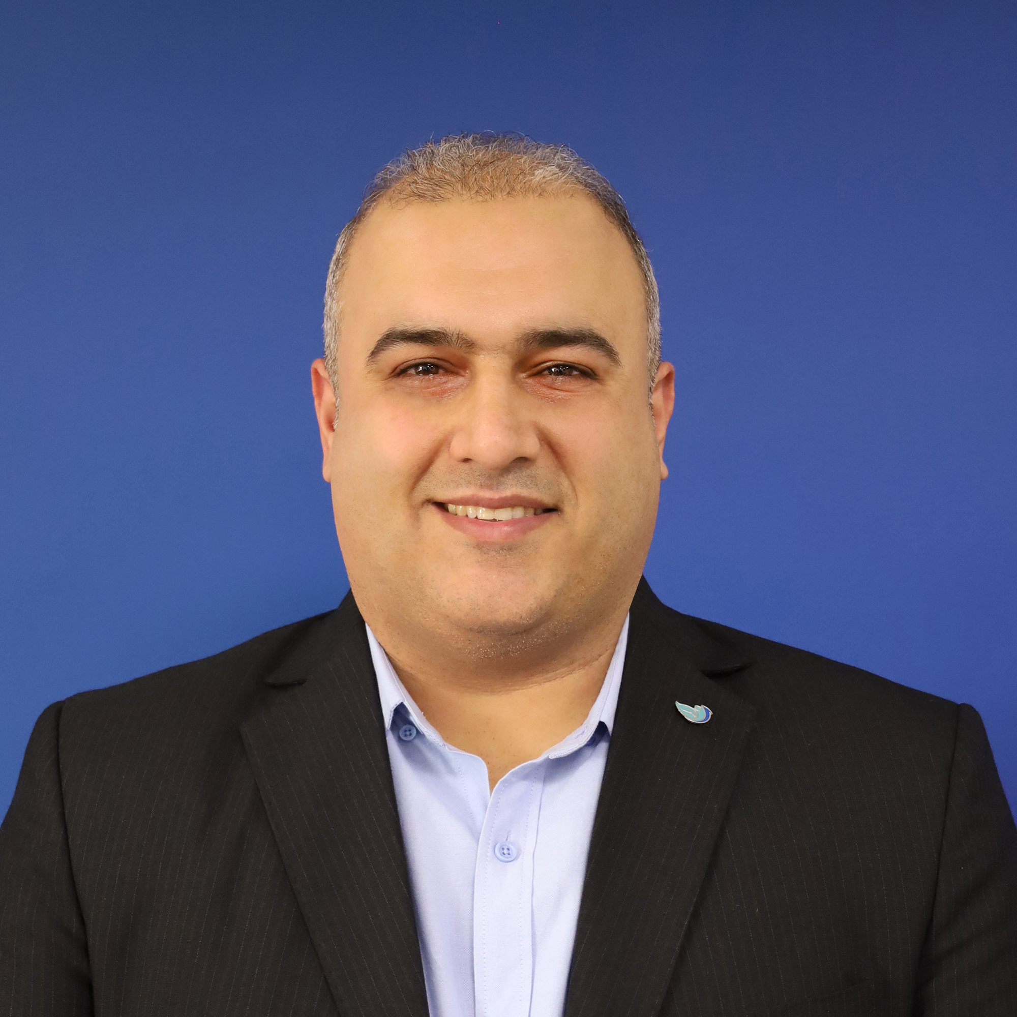 پویا احمدی‌فرد